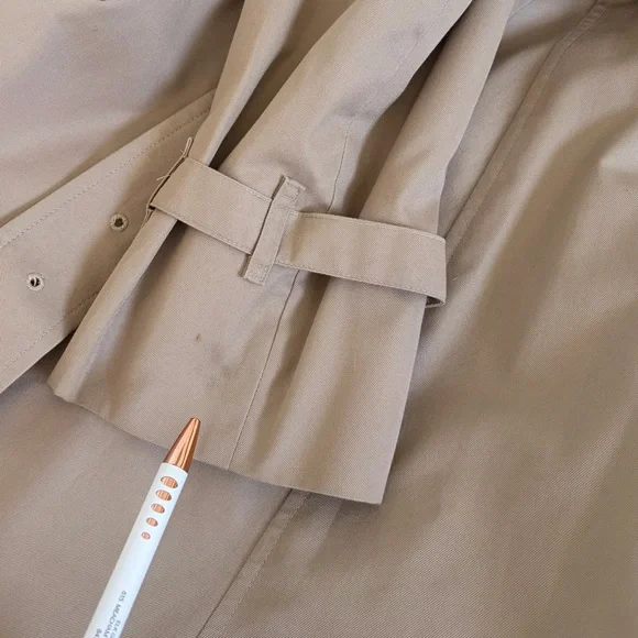 Burberry Vintage Long Kensington Heritage
Trench Coat Women’s size 14 - Picture 12 of 16